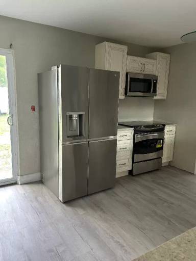 Main picture of 469 41st Ave N