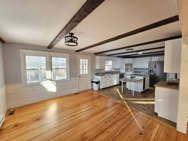 Main picture of 523 Poor Farm Rd