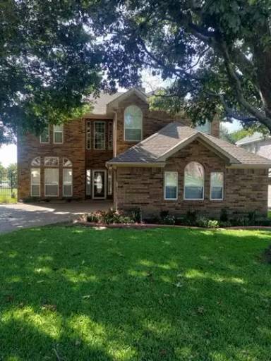 Main picture of 4401 Scenic Ct