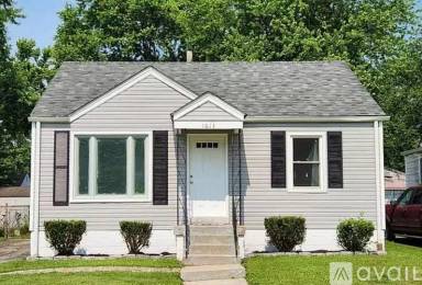 Main picture of 1613 Earl Ave