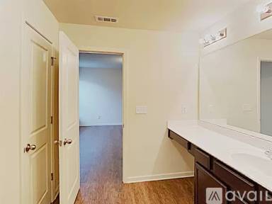 Main picture of 665 Scotland Dr