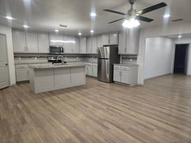 Main picture of 2108 88th St