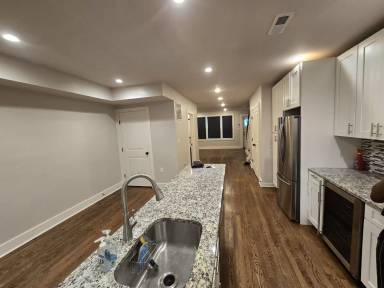 Main picture of 1726 R St SE