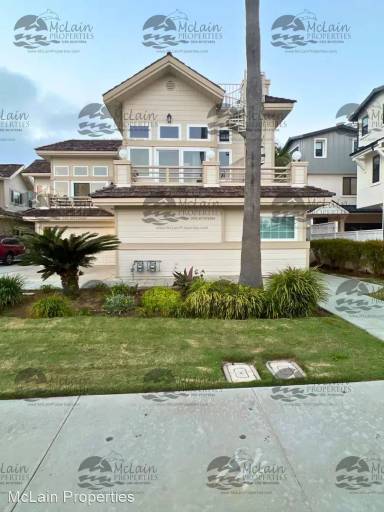 Main picture of 302 Hemlock Ave