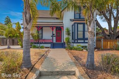 Main picture of 615 Seabright Ave
