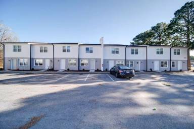 Main picture of Arlington Village Townhomes