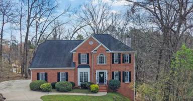 Main picture of 641 Summertree Ct SE