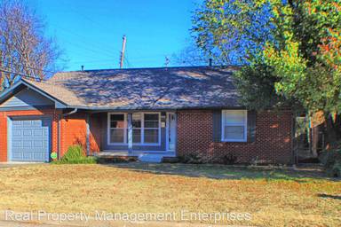 Main picture of 2205 NW 52nd St