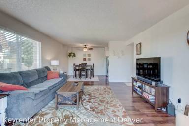 Main picture of 7355 E Quincy Ave