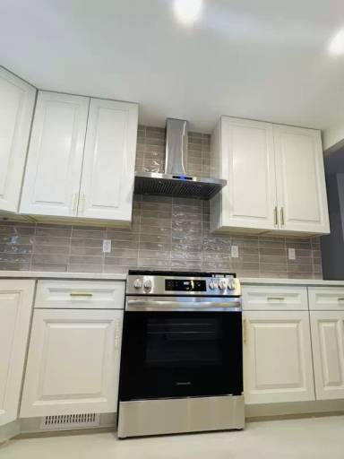 Main picture of 2731 E 65th St