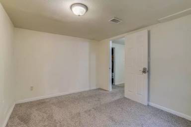 Main picture of 7604 Heather Pl