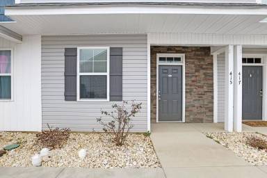Main picture of 415 Sunfish Ln