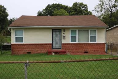 Main picture of 911 Andes St