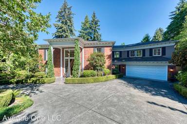 Main picture of 7219 W Mercer Way