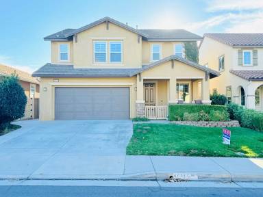 Main picture of 46555 Peach Tree St