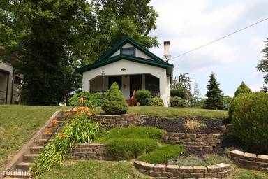 Main picture of 3338 Orion Ave