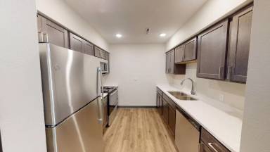 Main picture of 211 S Sheldon Ave