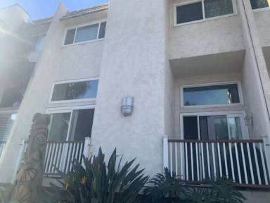 Main picture of 1601 S Pacific St