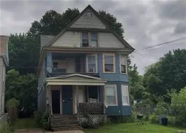 Main picture of 243 Webster Ave