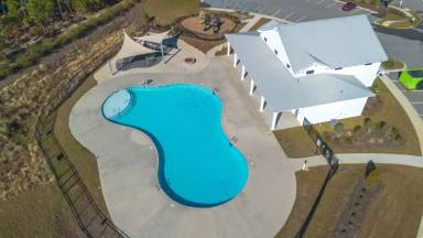 Main picture of 641 Ludlow Ln
