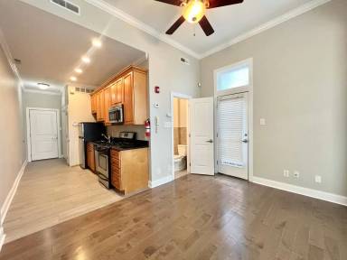 Main picture of 4436 Chestnut St