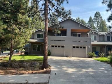 Main picture of 2640 NW College Way