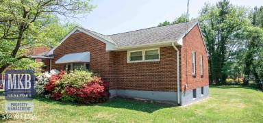 Main picture of 2615 Churchill Dr NW