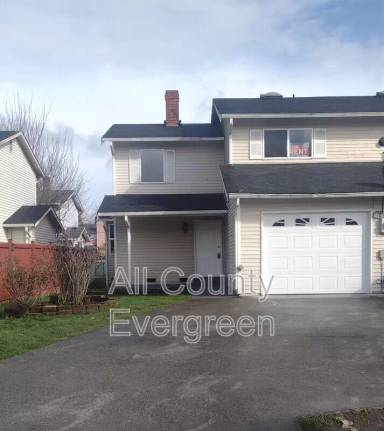 Main picture of 225 21st Pl SE
