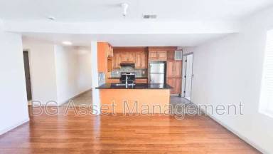 Main picture of 1459 MacArthur Blvd