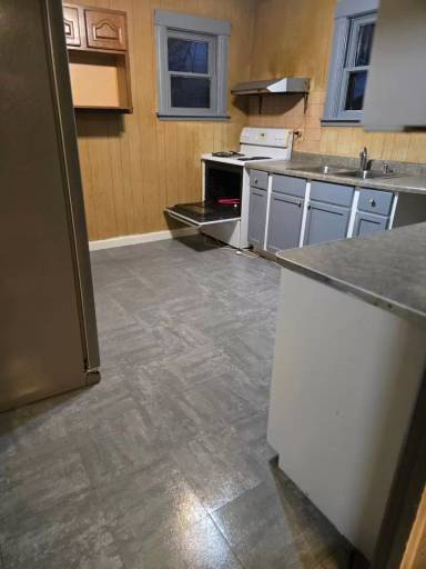 Main picture of 311 E Maple St