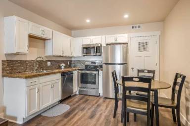 Main picture of 68 Park St