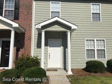 Main picture of 115 Lincoln Place Cir