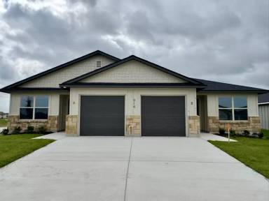 Main picture of 914 Switchgrass Dr