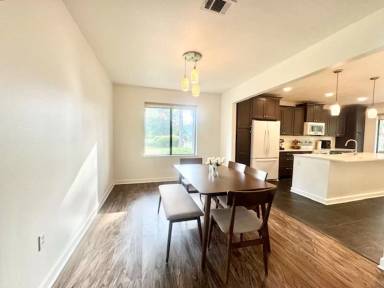 Main picture of 155 Gleneagles Dr