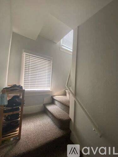 Main picture of 919 N Dos Robles Pl