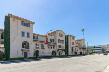 Main picture of 620 E Walnut St