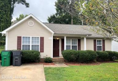 Main picture of 7211 Kavan Hunter Dr