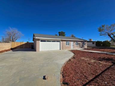 Main picture of 8651 S Loop Blvd