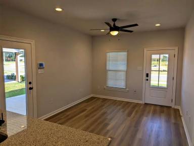Main picture of 114 Hardwicke Ct