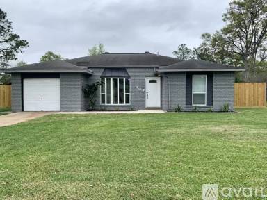 Main picture of 307 Castlelake Dr