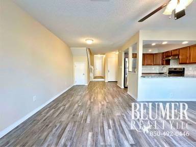 Main picture of 5295 Balfour Pl