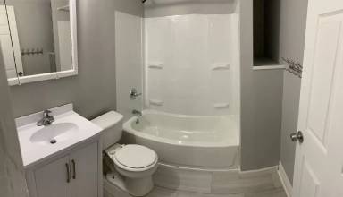 Main picture of 76 E 2nd St