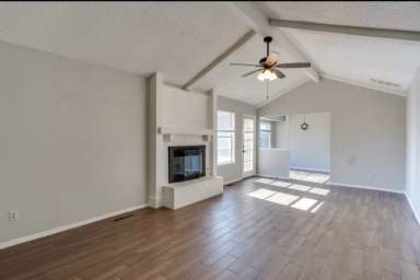 Main picture of 2216 Butternut Pl