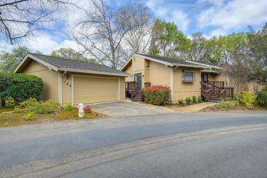 Main picture of 120 Winding Canyon Ln