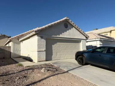 Main picture of 4176 Riker Ave