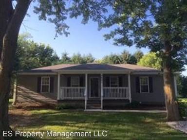 Main picture of 9801 E Southport Rd