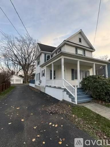 Main picture of 188 W Main St