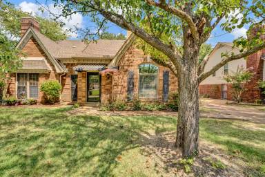 Main picture of 376 Hartsway Cv