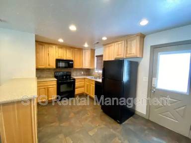 Main picture of 1709 W 1020 N