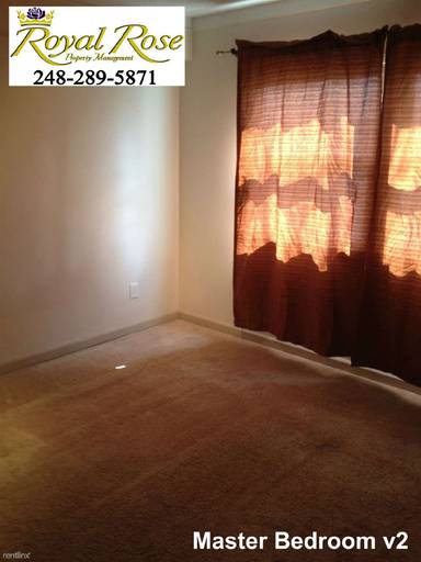 Main picture of 77 W Bernhard Ave